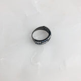 ANILLO PAVONADO CON OPALO Y ZIRCONIA