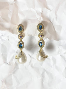 ARETES PERLA Y PIEDRAS AZULES